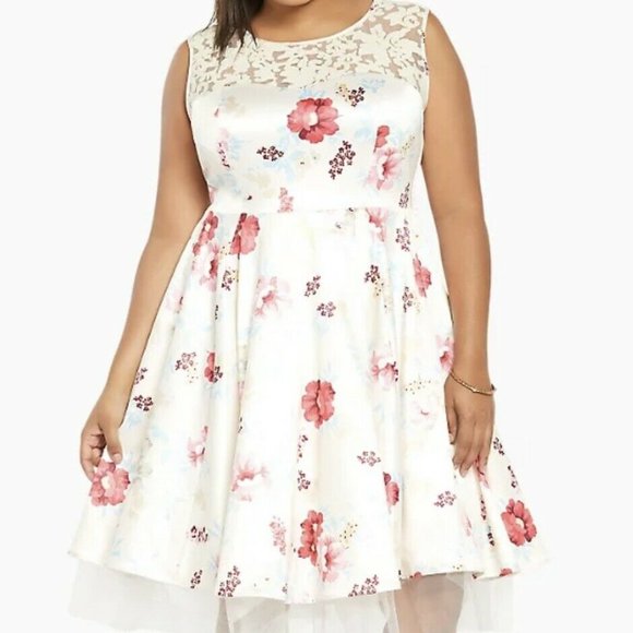 torrid Dresses & Skirts - NWT Torrid Floral Print Illusion Ball Gown Wedding